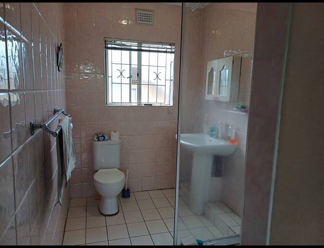 3 BEDROOM SIMPLEX FOR SALE IN HILLARY